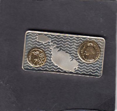 Beschrijving: 5 Pond MILLENNIUM COINS ON COIN